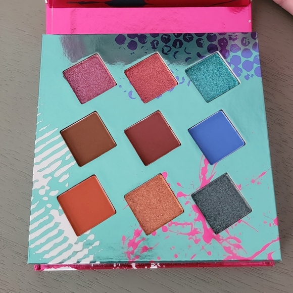 Eyeshadow palette bundle; 10 palettes!; Fenty Beauty, Jeffree Star, Pur, etc - Picture 8 of 15